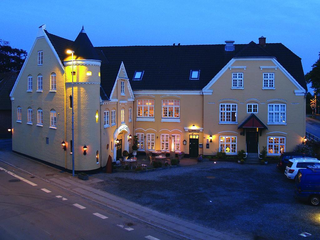 Hotel Hojslev Kro Екстериор снимка